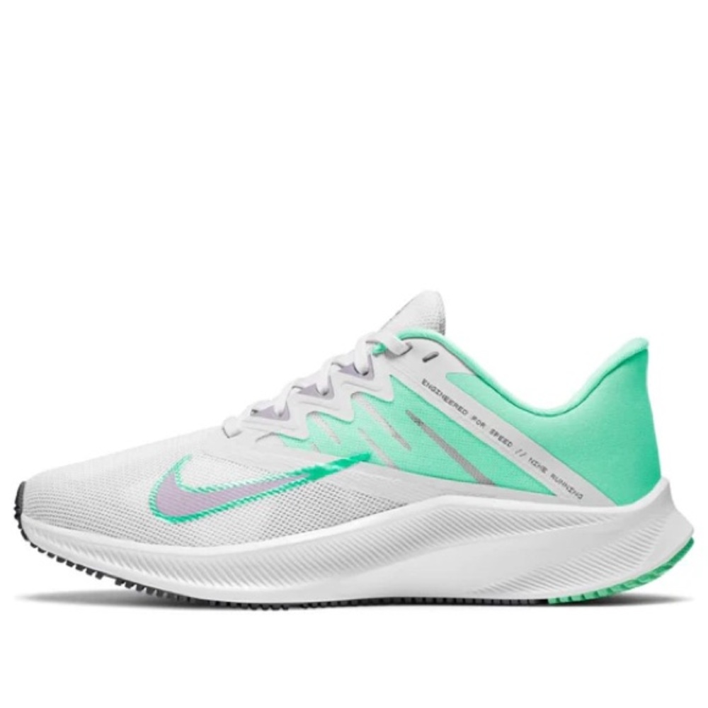 Nike Women's Quest 3 White/Green Size 10